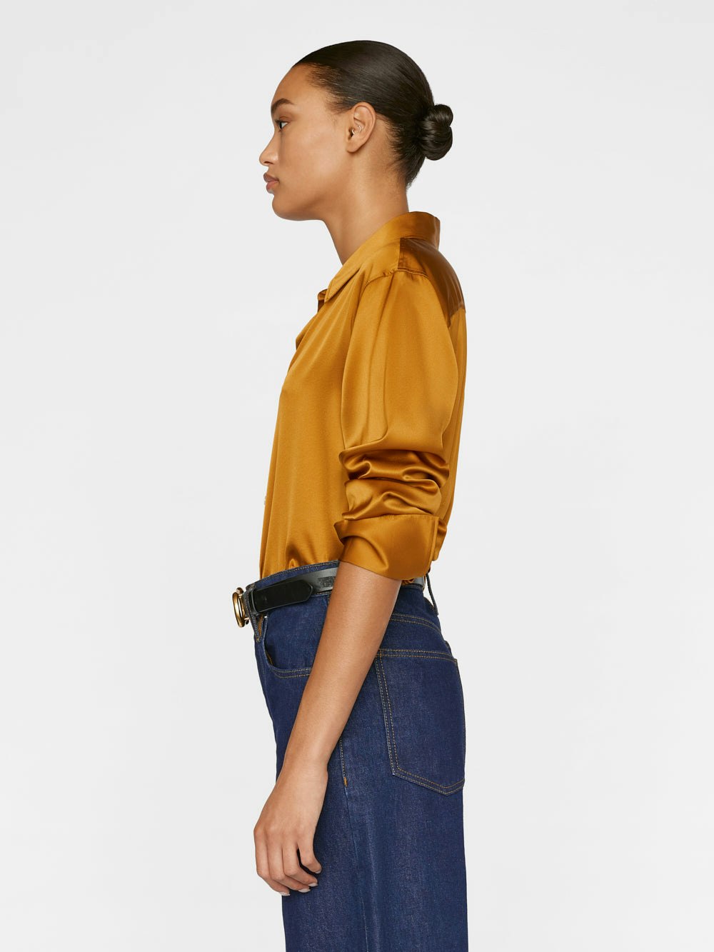 jeans side view alt:fit1